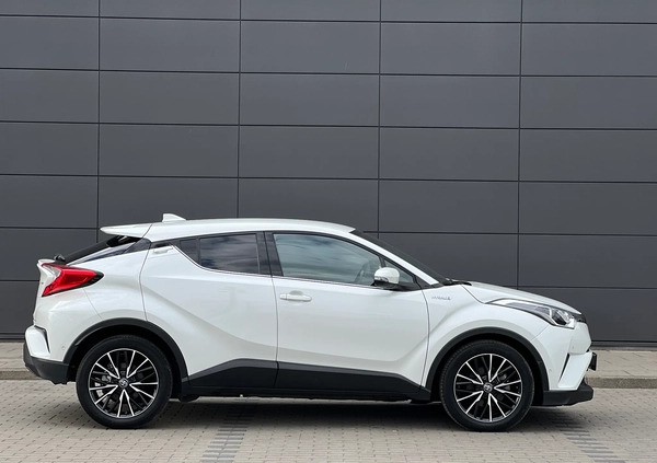 Toyota C-HR cena 85900 przebieg: 31000, rok produkcji 2017 z Skalbmierz małe 631